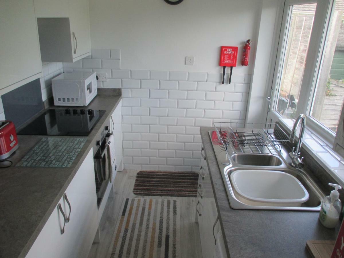 Willa The Bungalow Lymington With New Forest 1 Mile Zewnętrze zdjęcie